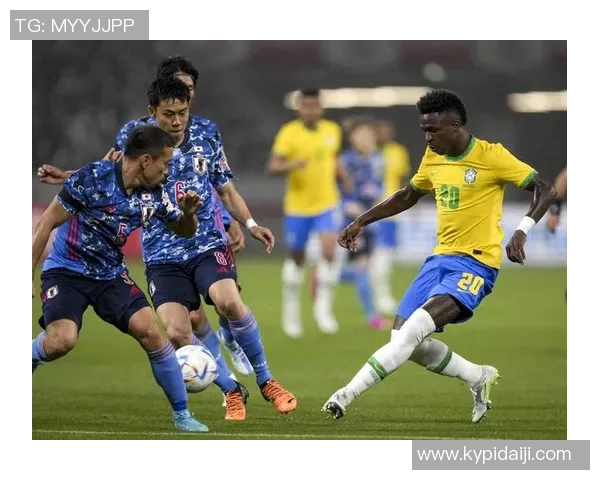 日本足球男星踢球风采展示与职业生涯回顾