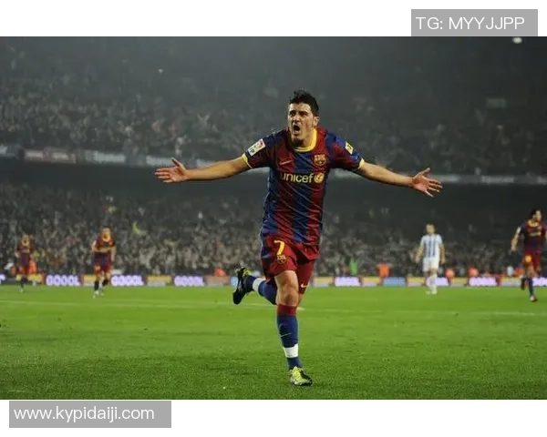 法国足球传奇米库的辉煌职业生涯与深刻影响分析 法国足球传奇米库的辉煌职业生涯与深刻影响分析